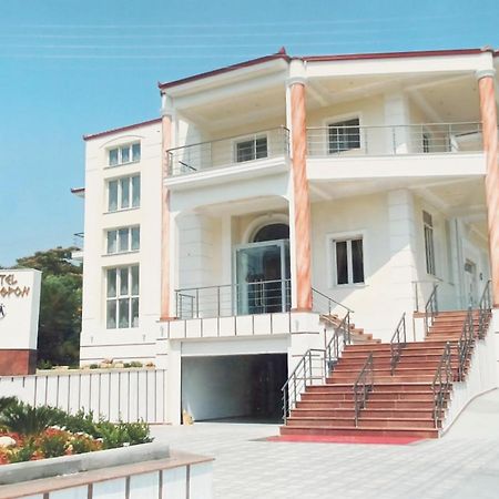 Hotel Melastron Elassona Dış mekan fotoğraf
